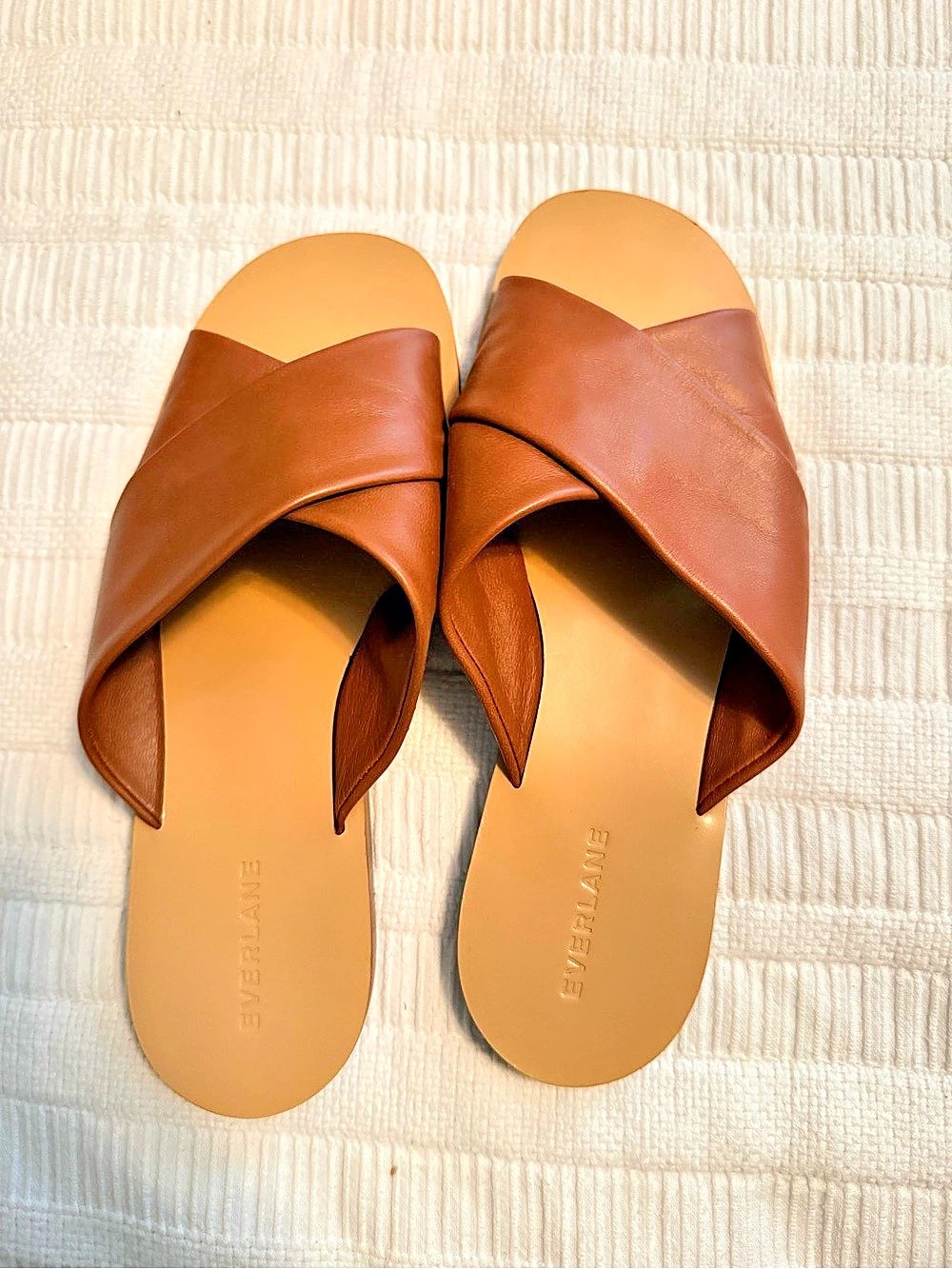 Everlane Tan Leather Crossover Slide Sandals – Size 9